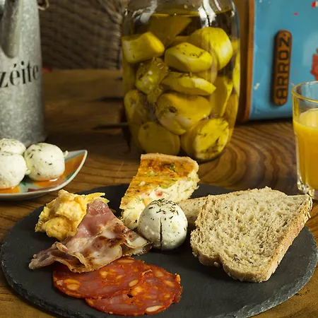 Ninho Saloio Bed and breakfast 4*