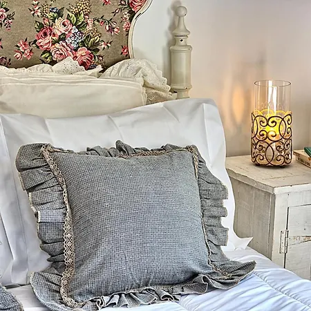 Ninho Saloio Bed & Breakfast